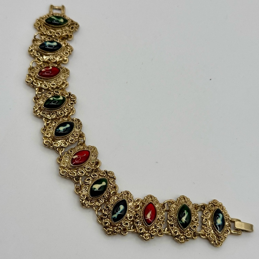 Vintage Victorian Style Gold Tone
Bracelet w/ Rhinestones 7” - Picture 7 of 16